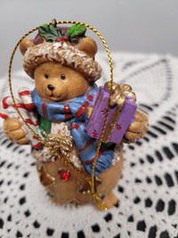 Jeweled Ornament Bear With Gift