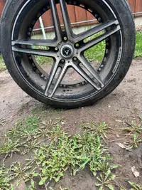 225/45ZR18 5 bolt 5star rims and tires
