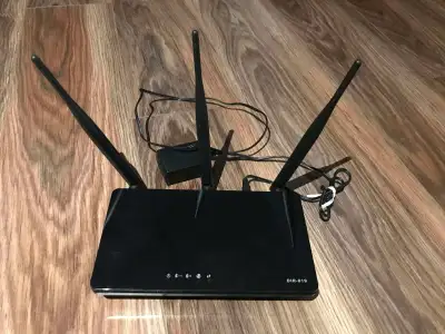 D-Link Wireless AC750 Dual Band Router with High-Gain Antennas(, View more