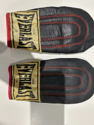 Everlast Punching Bag Training Gloves, View more