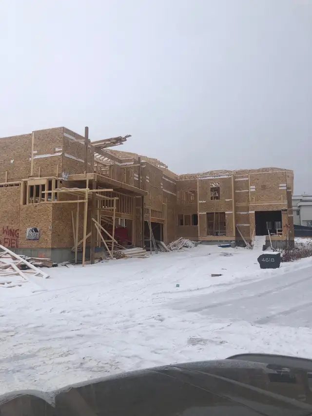 Framing crew available63008305342337121