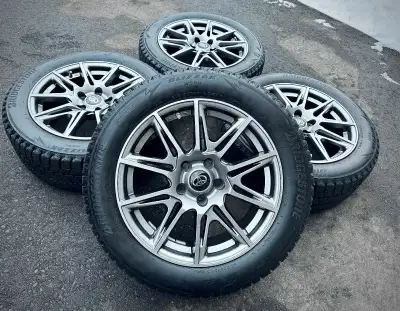 2023 Toyota Camry 215/55r17 Bridgestone Blizzak winter ❄️ Tires and Toyota TPMS installed. Used on 2...