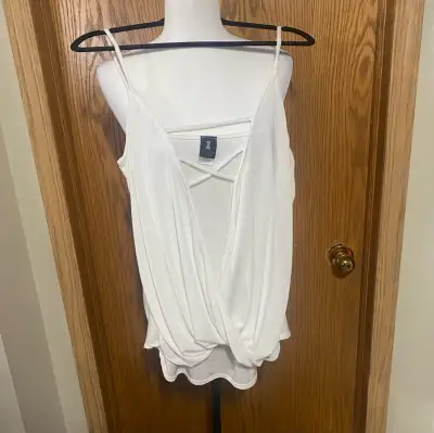 Cute white plunging crisscross top, View more