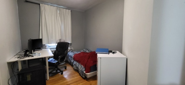 Voisine Université Laval et Cégep Ste-Foy pour étudiant(e) — photo 1
