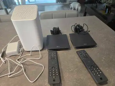Helix , tour Wi-Fi et 2 décodeurs pour TV Vidéotron., View more