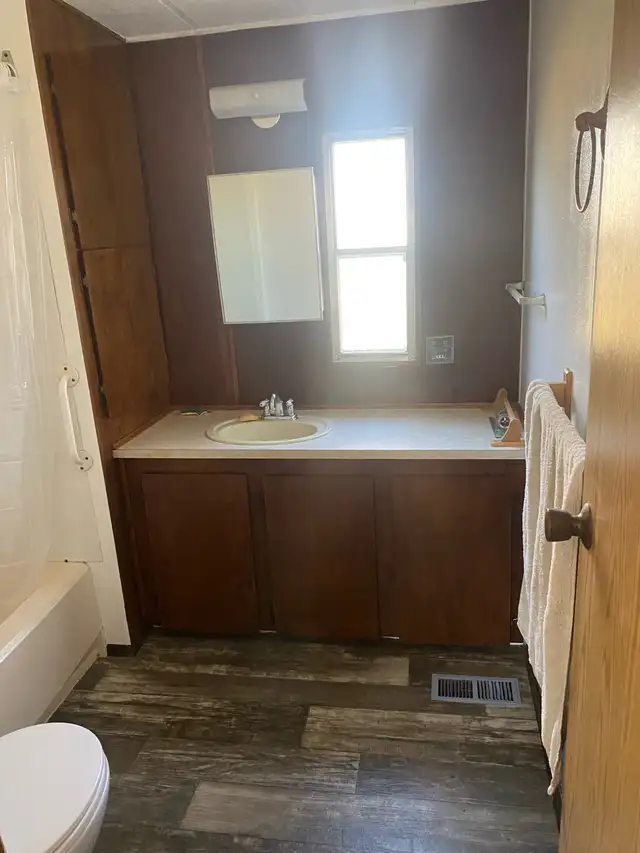 14 acre farm for sale  in Houses for Sale in Swift Current - Image 8