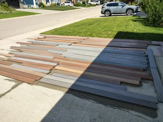 composite deck boards441533594316974080