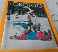 Maple Leaf Gardens Sports Magazine Nov 19 1970 Toronto on Cover