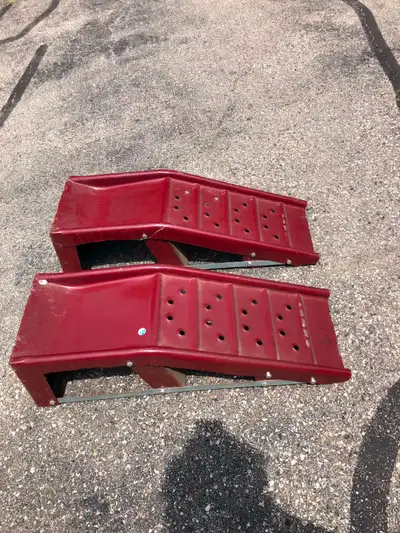One Pair of Car Ramps, Red