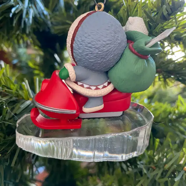1995 Frosty Friends Hallmark Keepsake Ornament (#16 in series)62863257476481123
