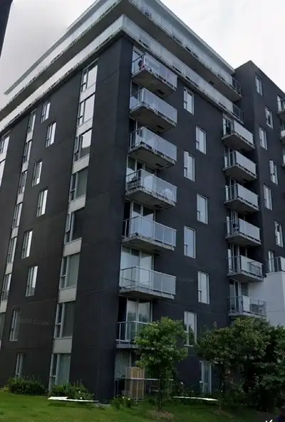 Furnished Room for rent in a 2-bedroom condo apartment on 260 Maisonneuve, $700 monthly for April 1s...