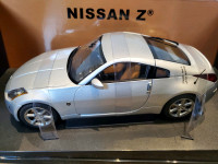 2003 NISSAN 350Z SILVER 1:18 YAT MING ROAD SIGNATURES DELUXE EDITION RARE  FIND