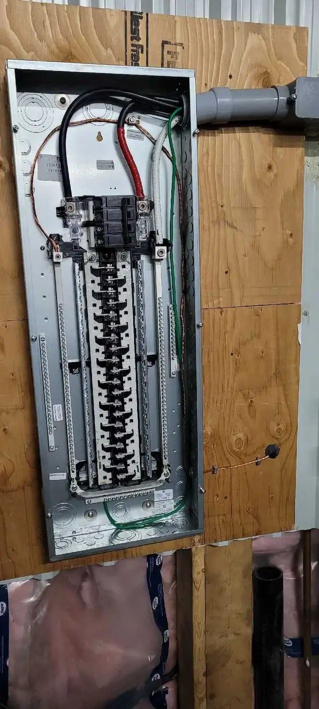 Licensed Electrician441533357381406726