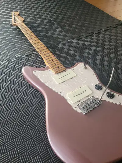 This guitar started off as a Squier Affinity JM but has turned into a bit of a (tasteful?) Frankenst...