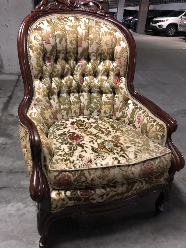 Replica Victorian era wingback chairs Chairs & Recliners Bedford