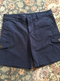 Eddie Bauer Cargo shorts- brand new