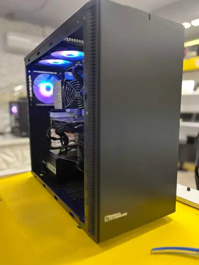 PC GAMING CUSTOM, View more