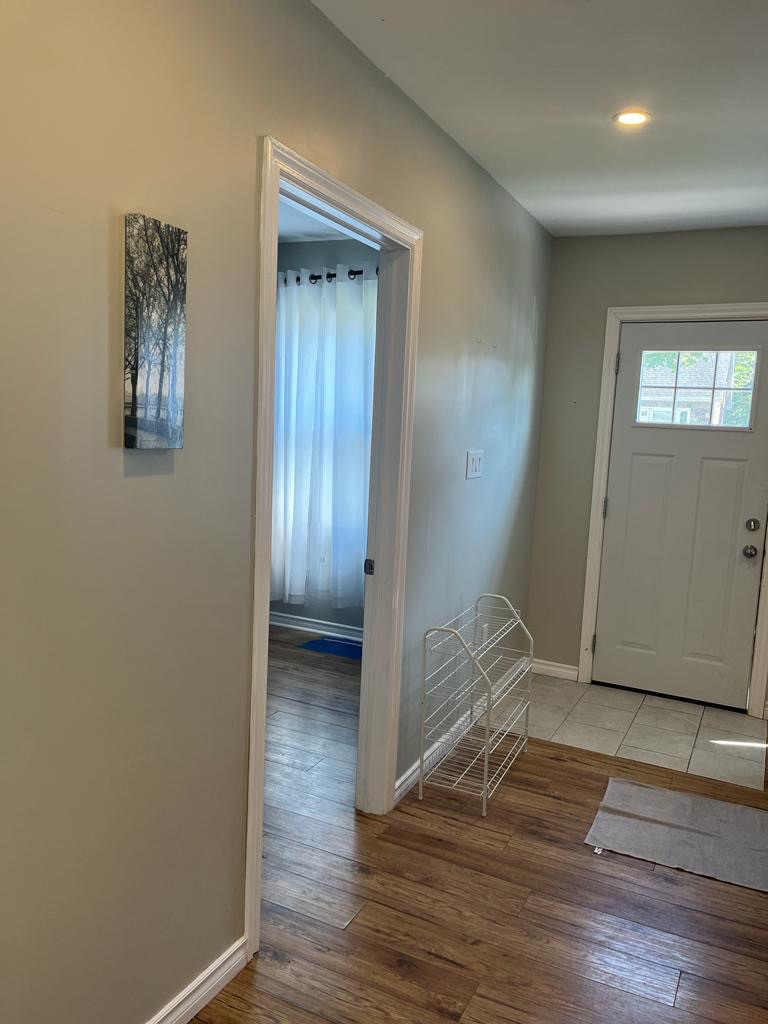 2 bedroom upper floor unit available for rent at Oshawa Long Term Rentals Oshawa / Durham