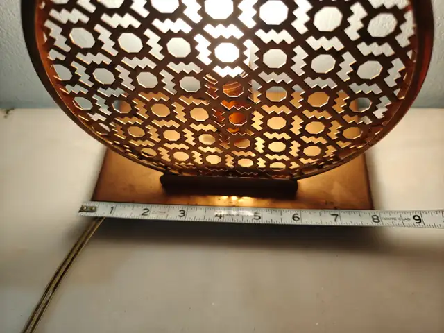 MCM Hollywood regency style copper desk lamp table light in Indoor Lighting & Fans in City of Toronto - Image 8