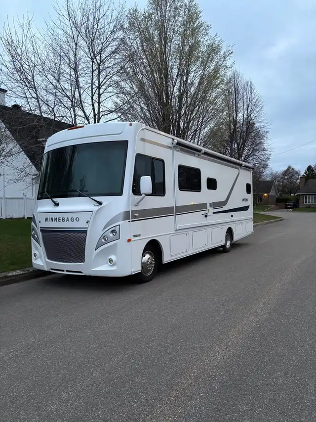 VR winnebago intent 29L 2019 in RVs & Motorhomes in Québec City - Image 3
