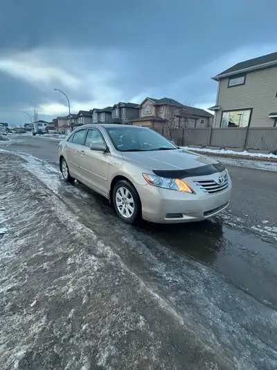 2009 Toyota Camry Hybrid – Fully Loaded & Crazy Good on Gas! Selling my 2009 Toyota Camry Hybrid — s...