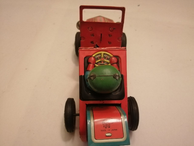 Vintage Japanese Tin Toy Stunt Car by the ATC Company in Arts & Collectibles in Sarnia - Image 2