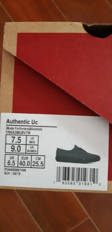 Chaussure vans authentic pour hommes comme neuve dans Chaussures pour hommes  à Granby - Image 3