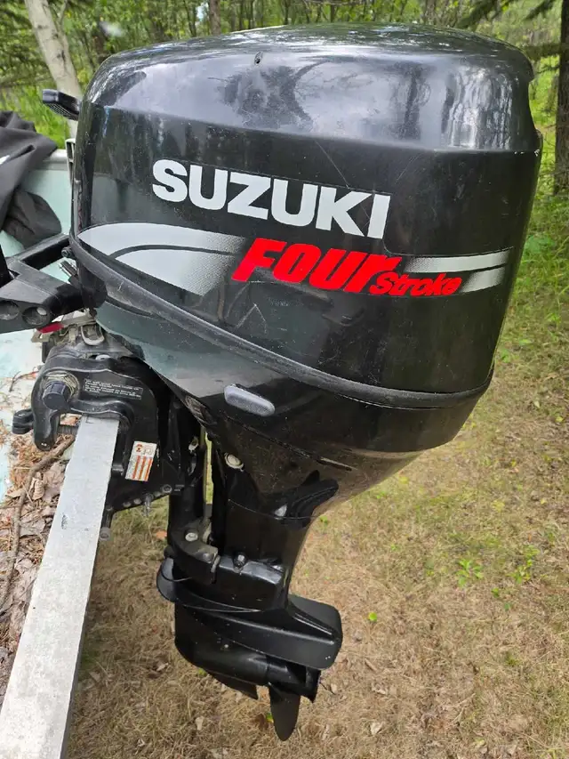 25hp suzuki 4 stroke long leg in Powerboats & Motorboats in Prince Albert - Image 3