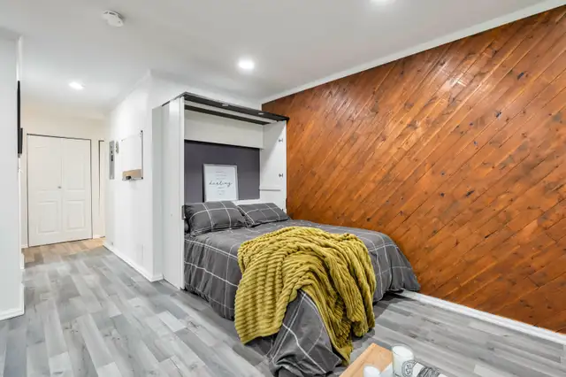 Beautiful Studio Apartment-  123-11806 88 ave delta BC62863312656001123