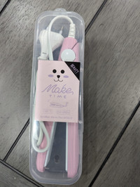 NEW Mini Portable Electric Hair Straightener Pink