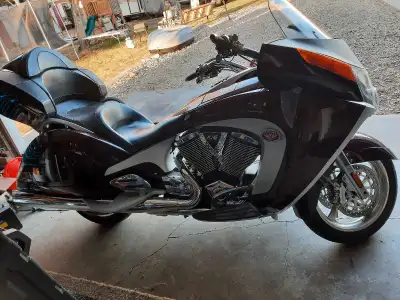 Very good shape, super reliable bike. 106 Cubic Inches engine, with 6 Spd transmission. Runs really...