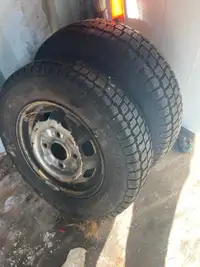2 Tires for sale - Size 185/65/R15 - All Seasons