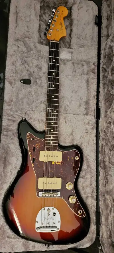 Fender American Professional II Jazzmaster, View more