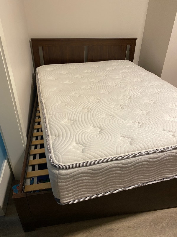 IKEA Songesand Full Size Bed Frame & Mattress w/ Luröy Slats!! Beds & Mattresses Annapolis