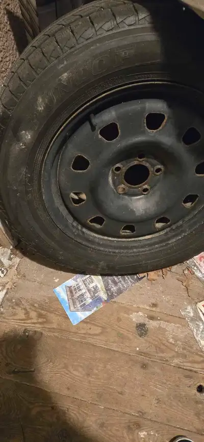 4 tires on rims 225/55R17 really good shape 150 o.b.o text 705-207-5389