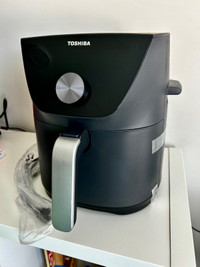 Brand New Toshiba 5.5QT Air Fryer Heat-Q Technology