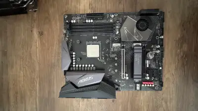 AMD RYZEN 7 3700x and 5700XT bundle, View more