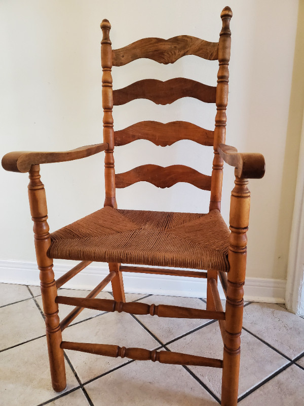 Vintage French country ladderback dining chairs in Dining Tables & Sets in Peterborough - Image 3