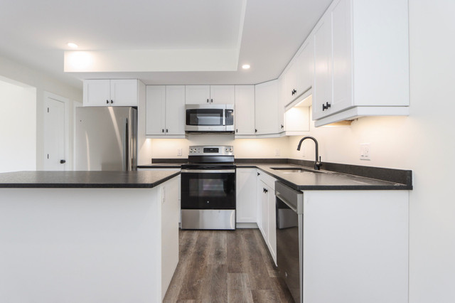 2 bedroom (lower) units  in Long Term Rentals in Sudbury - Image 3