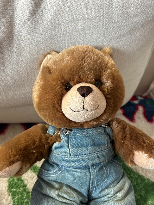 Build-A-Bear 15" John Deere Bear Stuffed Plush Animal Teddy Bear dans Jouets et jeux  à Longueuil/Rive Sud - Image 3