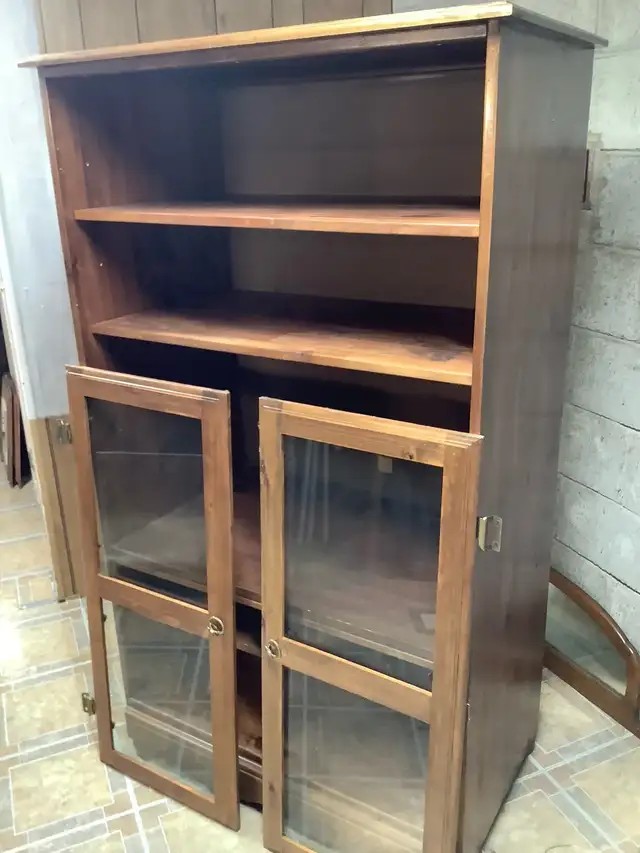 Solid Pine Armoire/Entertainment Cabinet in Bookcases & Shelving Units in St. Catharines - Image 2