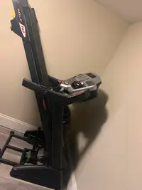 Great quality treadmill , Price reduced 200