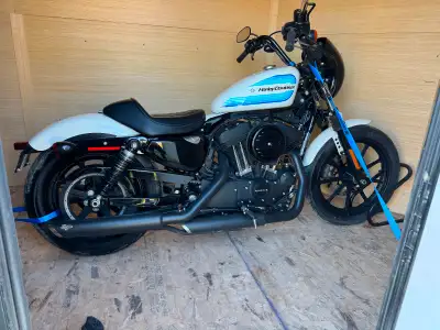 For sale is a 2019 Harley Davidson Sportster 1200 Iron. Overall really mint condition. Only 4500km’s...