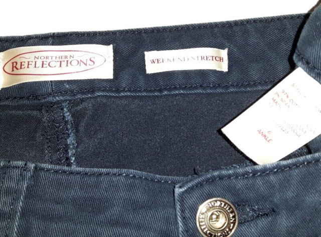 Northern Reflections - Weekend Stretch - Jeans (EUC) in Women's - Bottoms in Stratford - Image 3