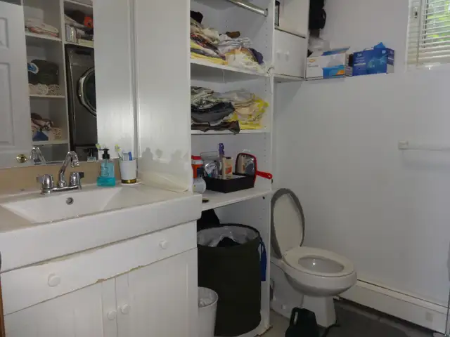 room for rent in Room Rentals & Roommates in Charlottetown - Image 5