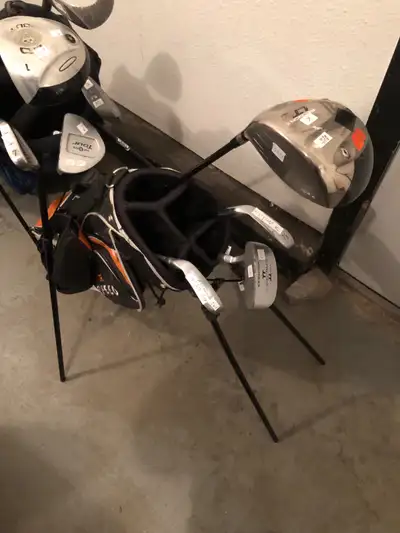 RH Junior Golf Clubs and Golf Bags, View more