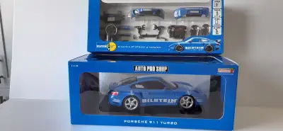 PORSCHE 911 TURBO Scale: 1:18 Make/Model: Porsche 911 Turbo Colour: Blue Details: Bilstein GT Street...