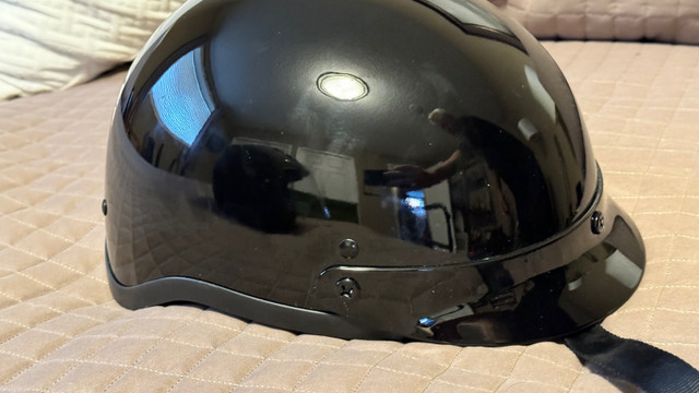 Motorcycle helmets  in Motorcycle Parts & Accessories in Calgary
