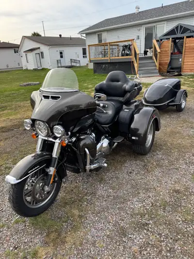 2020 beautiful Harley Davidson Tri Glide With stage 1 Transferable warranty 16 months remaining Mint...