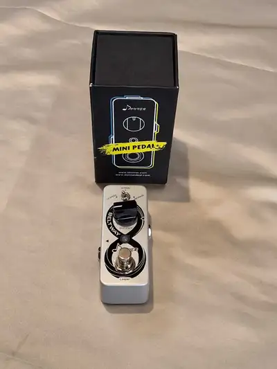 Donner Beltway Looper Guitar Pedal, View more